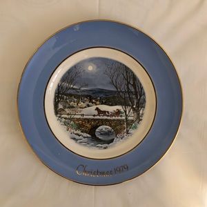 “Dashing through the snow” Christmas Plate 1979